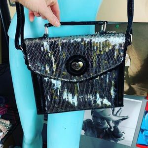 NWOT Betsy Johnson Black & Silver Sequin SPARKLY FORMAL BAG Purse
